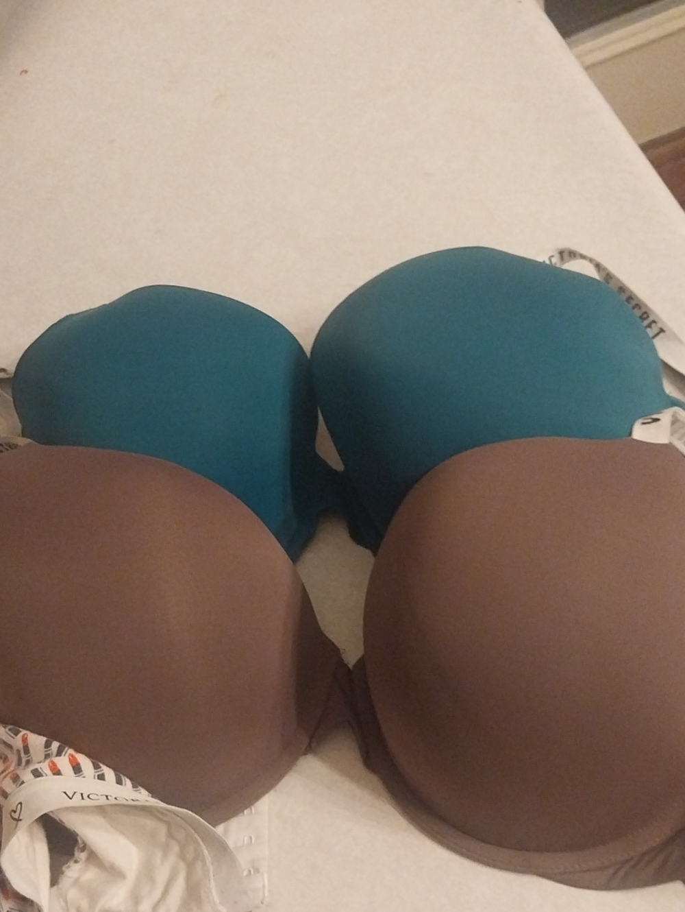 Victoria's Secret Bra Set - Beige, Teal, Pink, Patterned - Picture 4 of 9